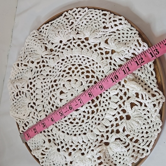Handmade Crochet Lace Doily White Floral Round Table Mat 13" Cotton Vintage Art - Picture 16 of 17